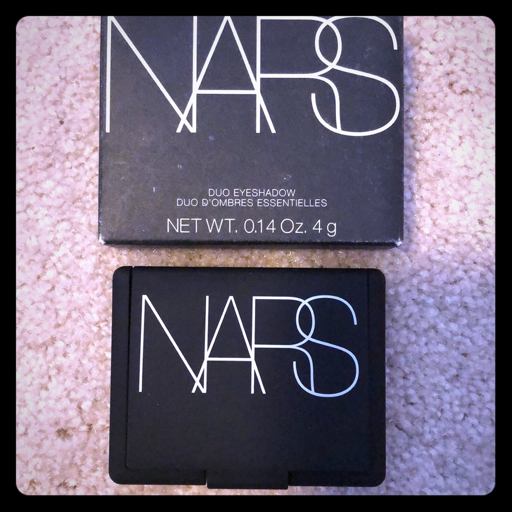 NARS duo eyeshadow- Dolomites